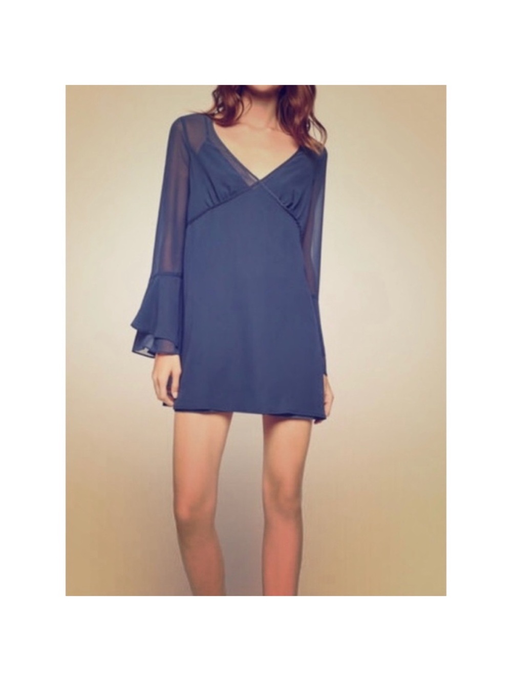 NWT BCBGENERATION
CHIFFON V-NECK SLIP DRESS
SZ XS